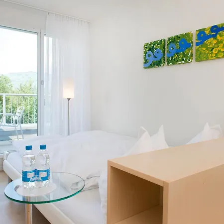 Отель Hotel Seaside